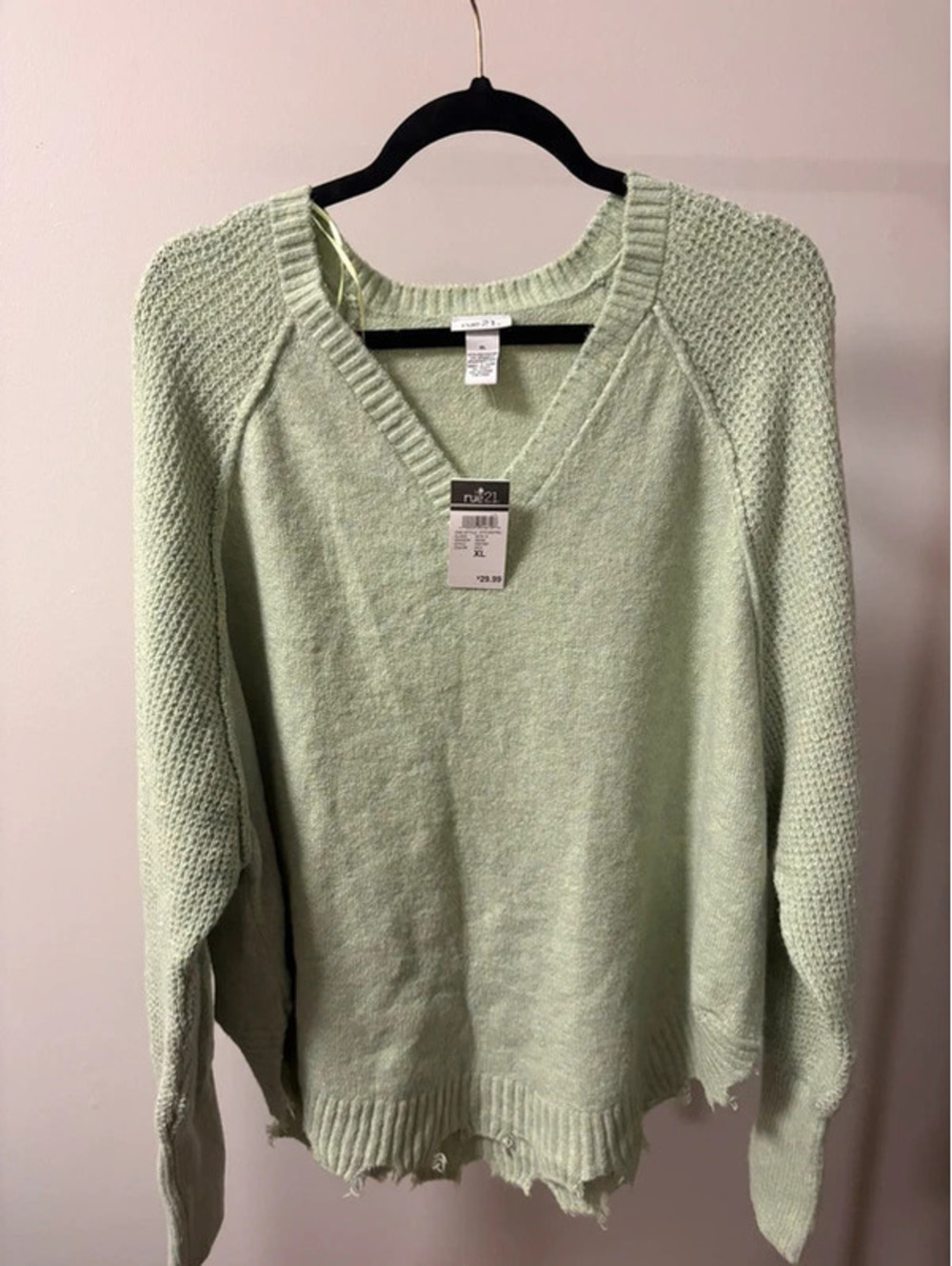 NWT rue 21 Women's distressed, light green V-neck sweater - XL